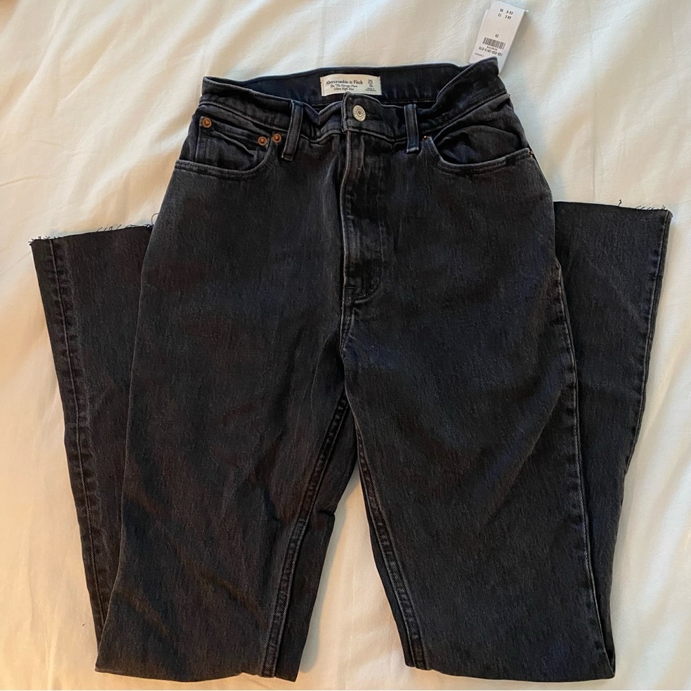 New with Tags Abercrombie Vintage Flare Black Jeans